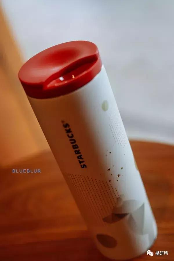 星巴克又来抢钱了，一大波柯基正在向你跑来！然而这还不是全部……