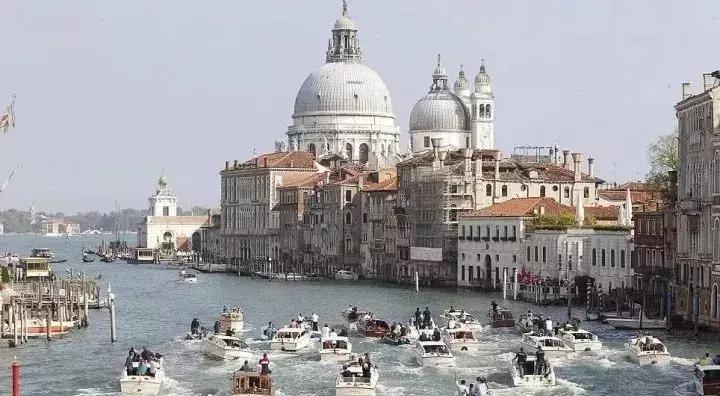 意大利适合情侣的地方,意大利适合情侣的景点