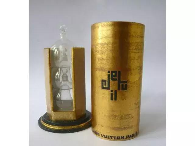 买三个lv包送什么,买lv三合一