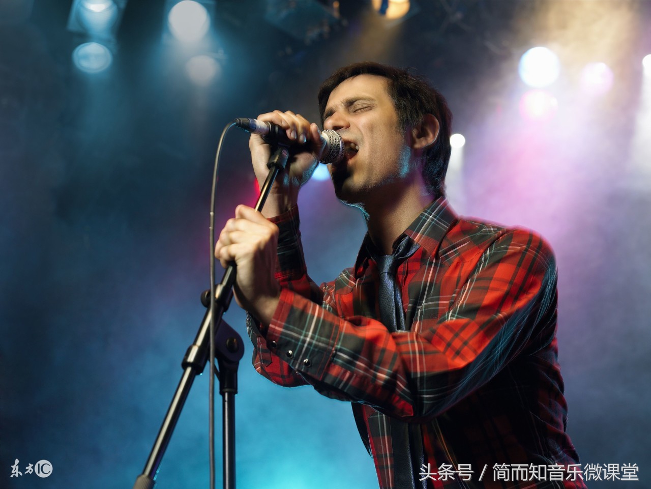 唱歌舌根放平技巧,唱歌怎么解决喉咙用力