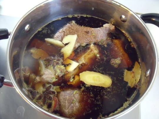 牛肉老汤怎么继续使用,煮牛肉的老汤可以反复几次