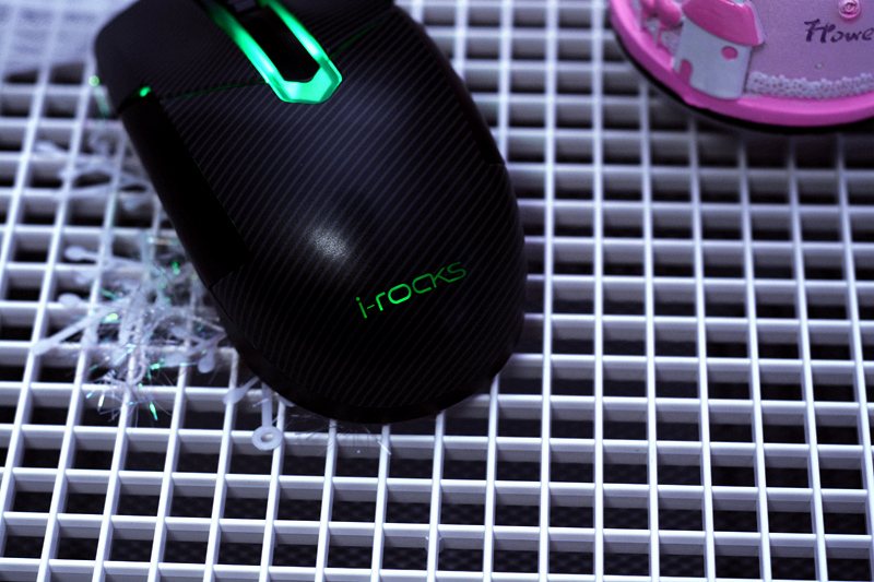 厉害了，鼠标也上“*火军**箱”，I-ROCKS锆Zr-60电竞鼠标开箱体验