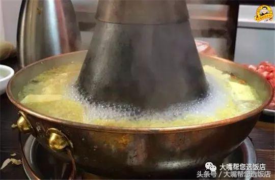 大连吃的美食推荐铜火锅,大连最好吃酸菜铜火锅