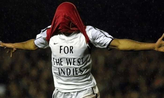 球员球衣里面穿的都是什么,球员穿的内衣