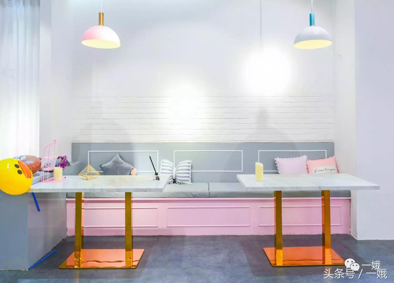 这里聚集了网红店的所有套路，但依然轻易俘获了我的少女心