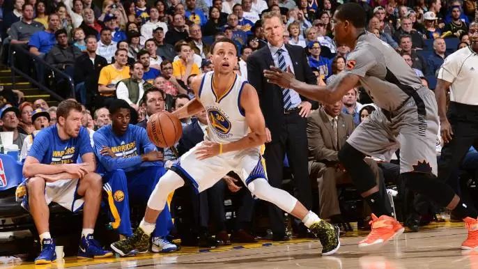 最简单最高效的过人方式,1分钟学会过人技巧