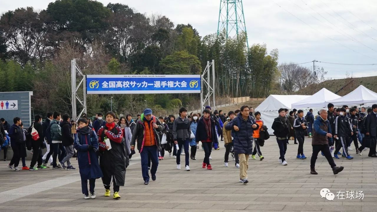 日本高中生足球联赛文化,日本高中足球联赛为何到100届了呢