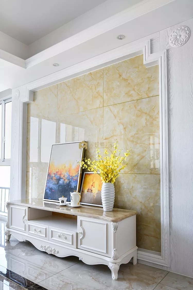 金色美缝剂提升颜值!146平欧式三居室,佛山蔚蓝湾畔业主很喜欢