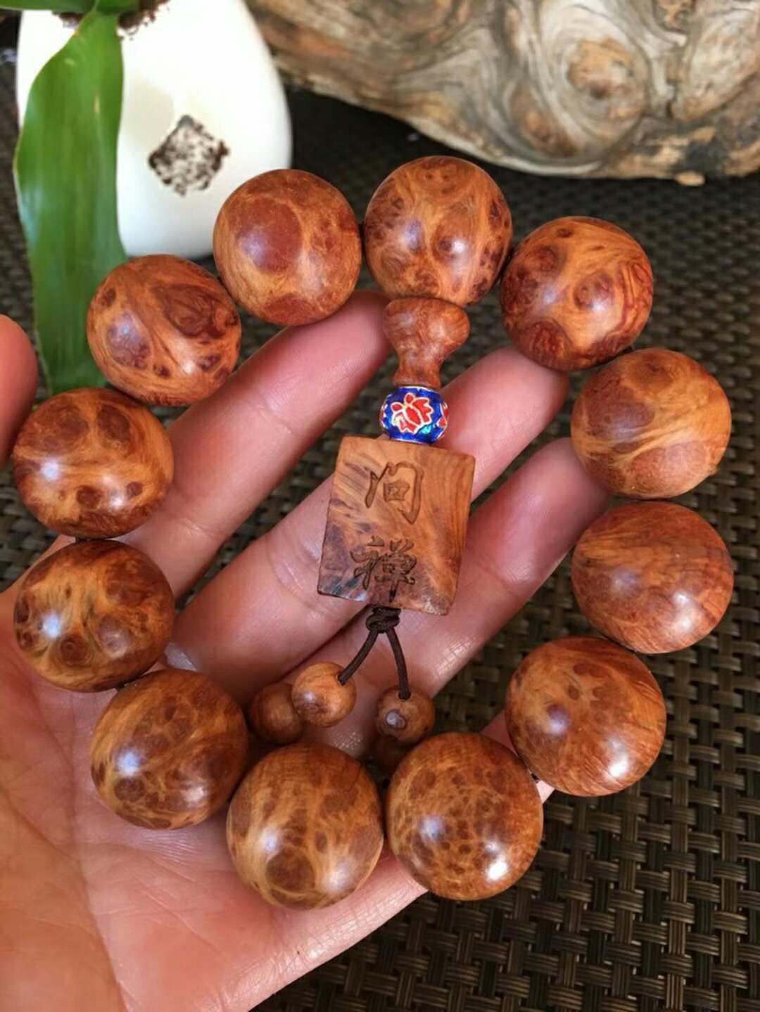 太行崖柏雷击木手串怎么盘玩,崖柏手串怎样快速盘出包浆