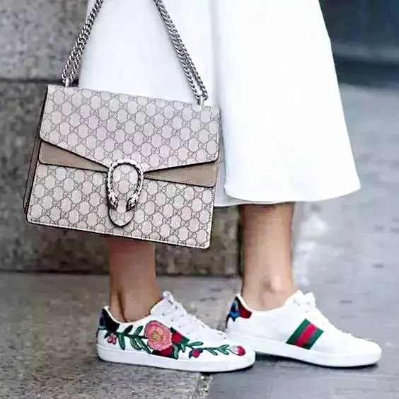 2017年运动鞋十大品牌,2017年十大名牌运动鞋