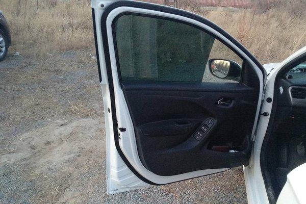 2014雪铁龙新爱丽舍1.6自动,车况最好的雪铁龙爱丽舍