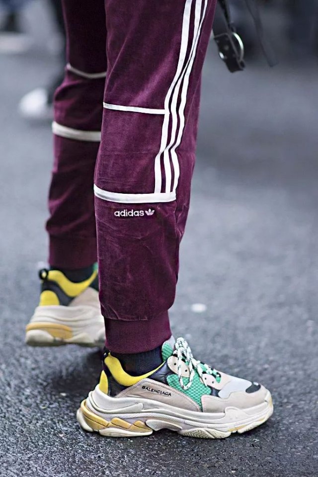 2017年运动鞋十大品牌,2017年十大名牌运动鞋