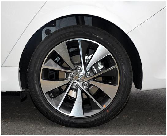 起亚k5起步车抖动怎么回事,起亚k5起步慢怎么回事