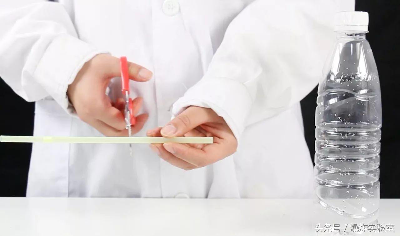 柠檬酸和小苏打怎样做成彩虹喷泉,醋加小苏打制作泡泡