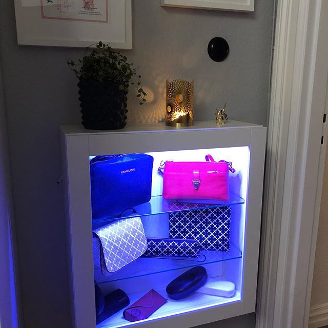 宜家的贝达电视柜怎么加灯带,宜家贝达电视柜带支撑脚吗