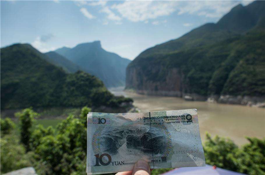 长江三峡-有夔门天下雄!还有-两岸崇山峻岭,悬崖绝壁,风光奇绝