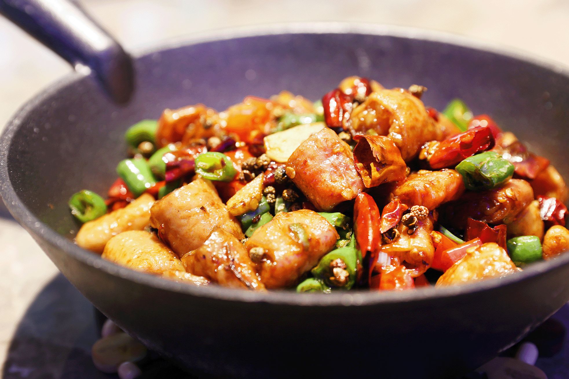 弘阳广场济南老板恋上鱼,济南老板恋上鱼价格