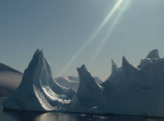 通往南极地下的水道,地球之极破冰船南极之旅