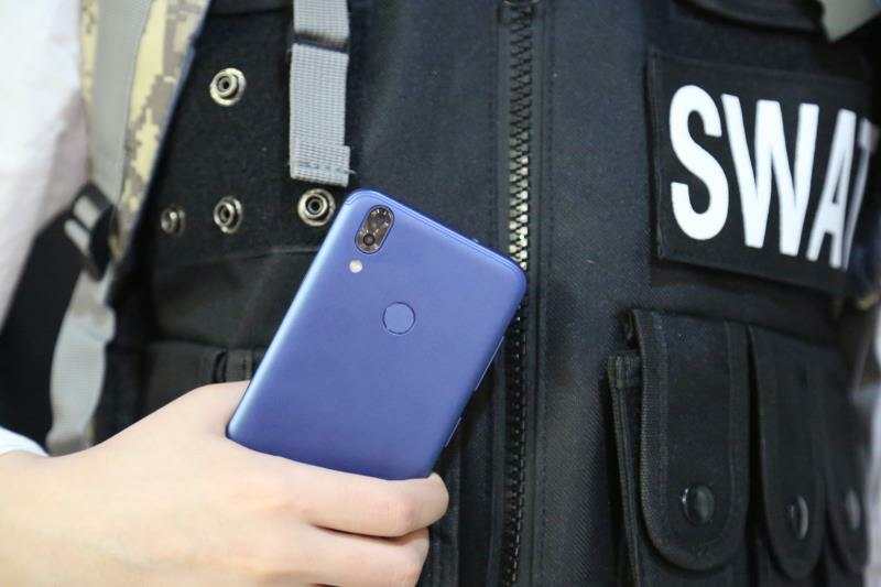 红辣椒7x千元神机全面屏助力吃鸡,红辣椒7x吃鸡测评