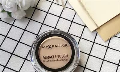 cpb长管隔离阿玛尼粉底,低于100块钱的粉底