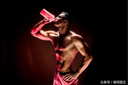 吃了补剂就能给健身加成？看完这篇又能省笔钱了