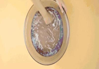 毛衣又硬又扎怎么解决,毛衣变大了怎样使毛衣缩水