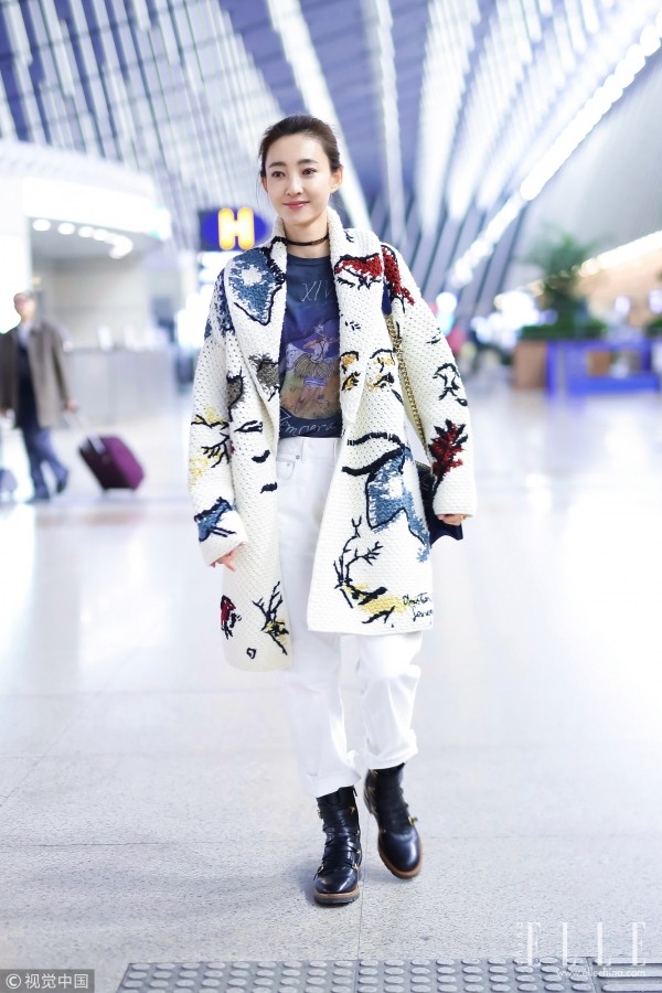 钟楚曦在胡一天身边,钟楚曦抱胡一天