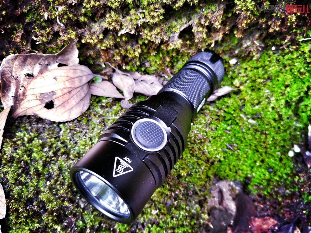 奈特科尔mh12v2和mh12se哪款好,奈特科尔mh10v2和mh12v2