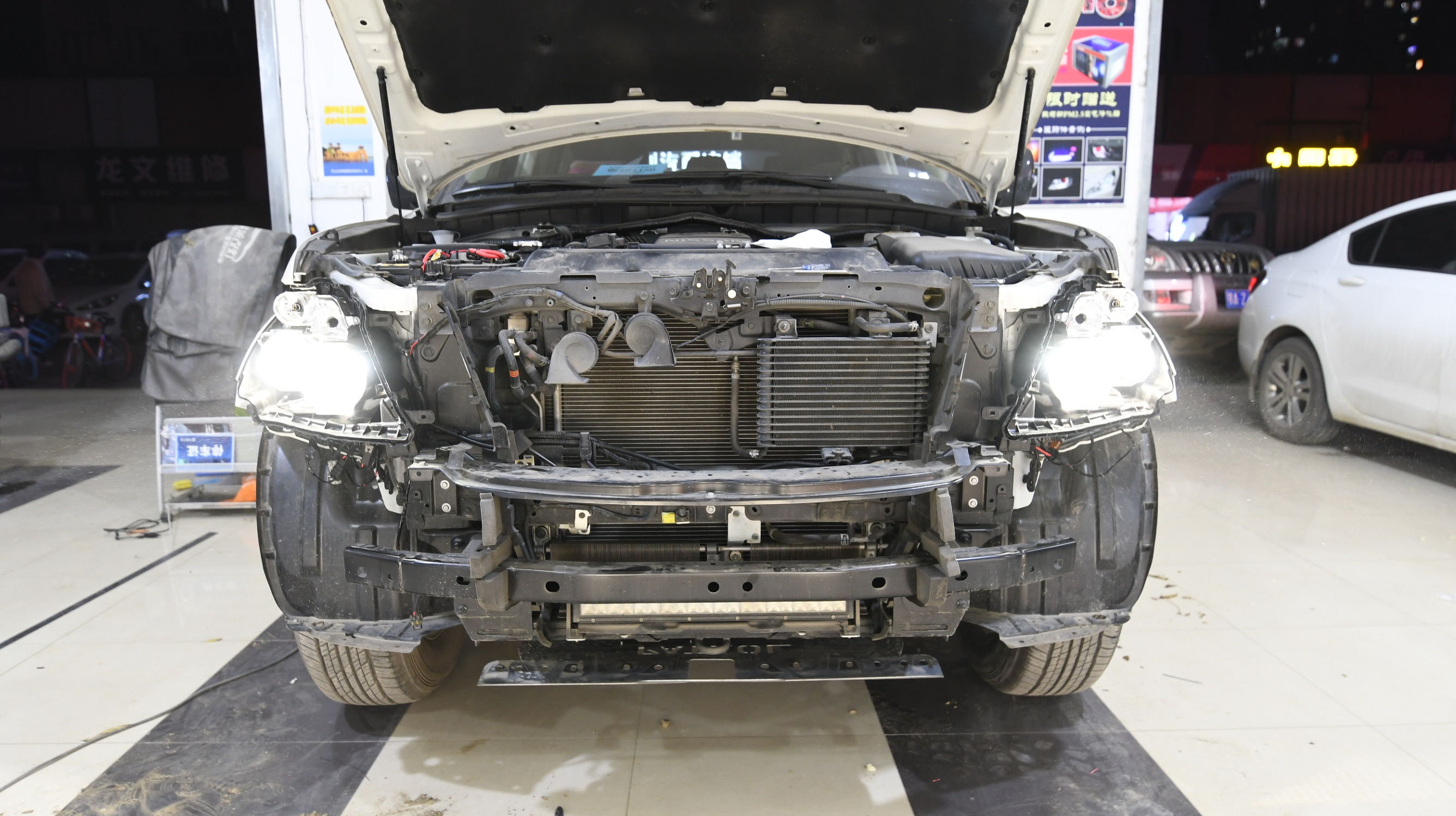 途乐y62改装激光大灯,日产途乐卤素灯