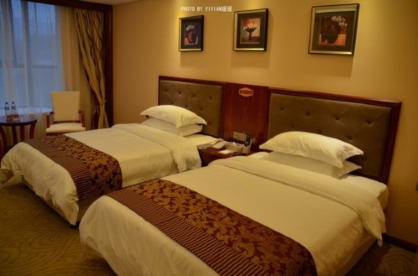 跟着圣玉去旅行，做一个水姑娘