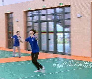 鹿晗开始踢足球了吗,鹿晗踢球怎么样