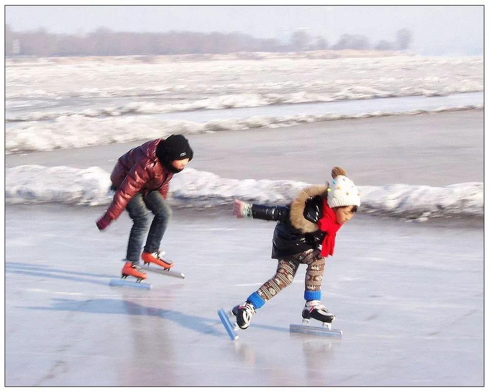 初学滑冰怎么选冰鞋,滑冰冰刀鞋