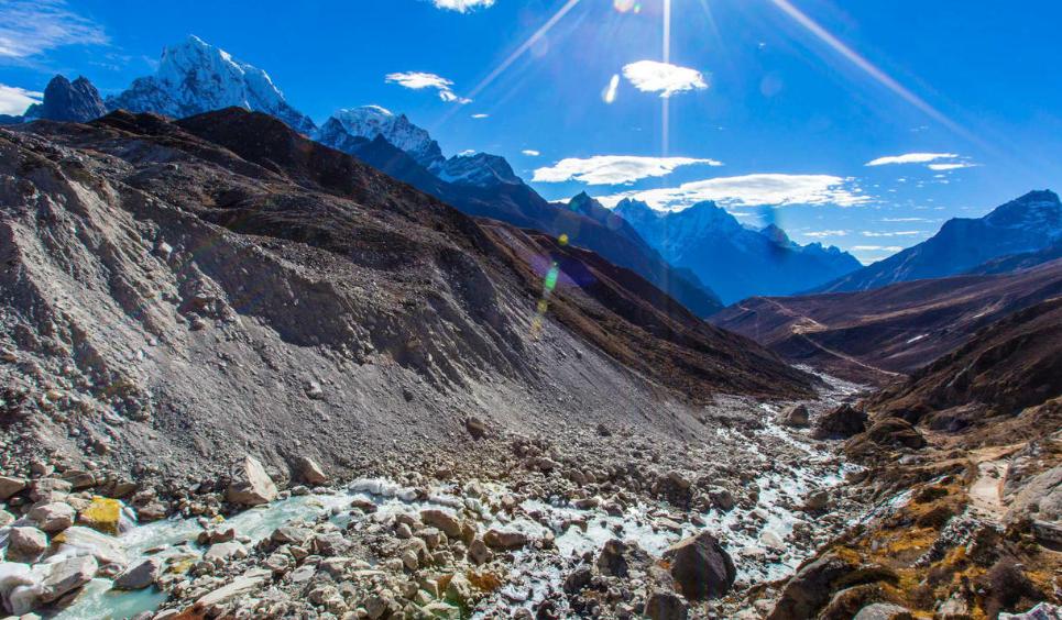 尼泊尔安纳普尔那山徒步,徒步探秘尼泊尔