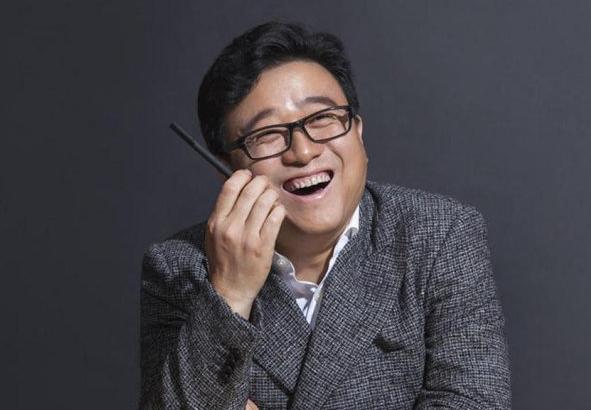 丁磊网易游戏一年能赚多少钱,丁磊2019养猪赚了多少