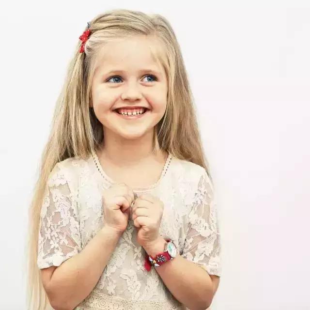 秋冬孩子嘴唇干裂小妙招,冬天宝宝嘴唇干裂是怎么回事