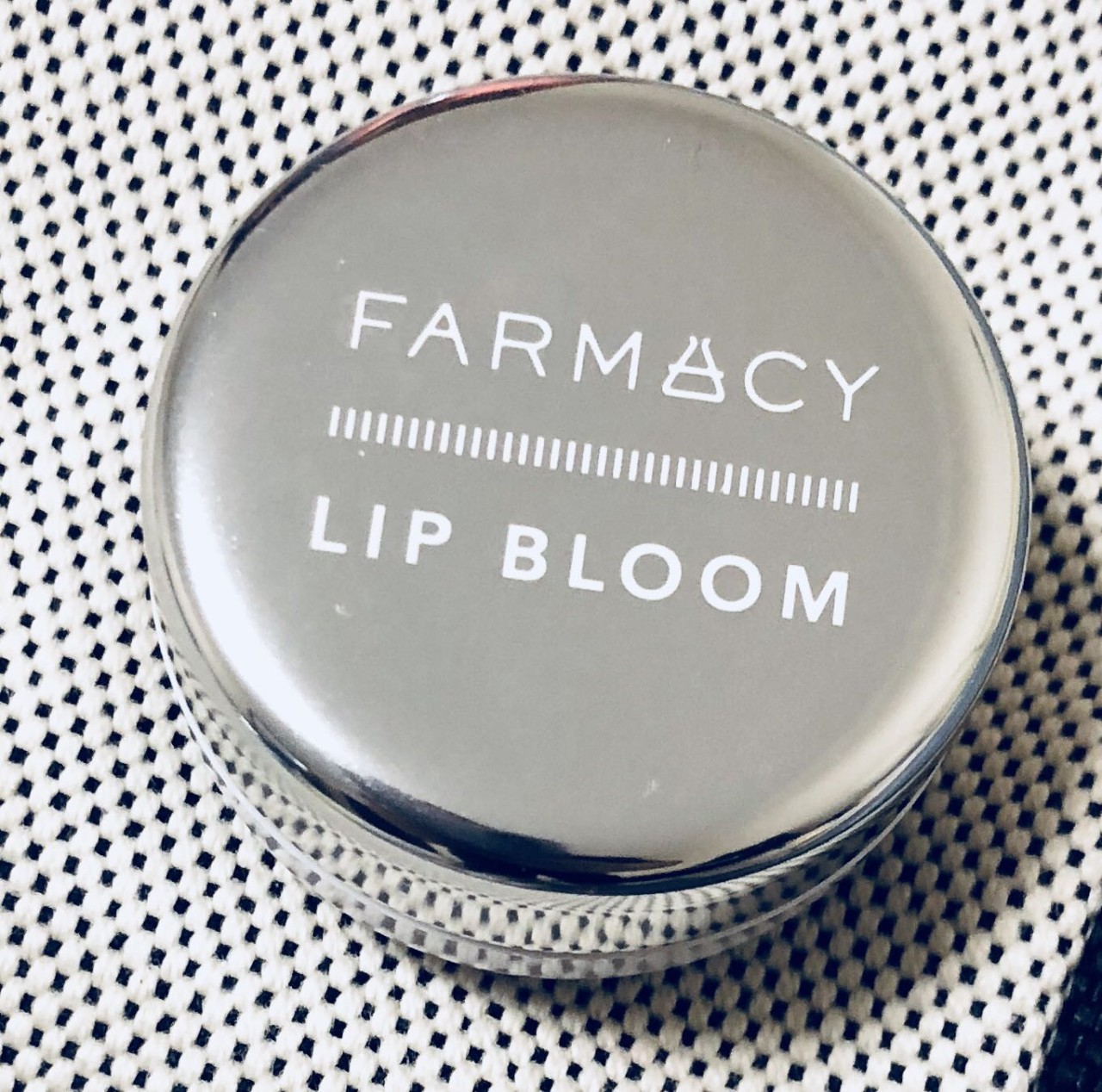 有效保湿的8款唇膏推荐,10个唇膏到底哪一个唇膏更漂亮呢