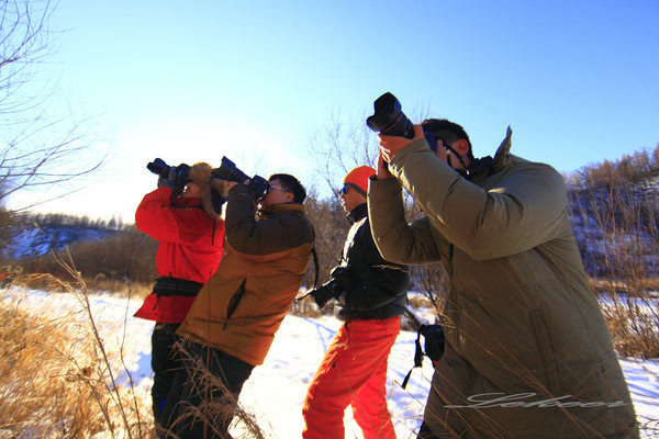 黑河兴安岭中有一个村款待客人方式怎么和蒙古族人一样？