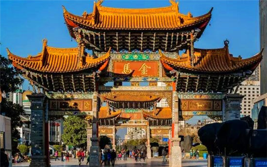 落地自驾云贵黄果树瀑布罗平油菜花元阳梯田西双版纳11日游