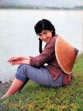 80年的怀旧电影满满的乡愁,回忆儿时的乡村电影