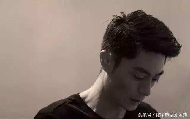 侧分和中分哪个有气质,中分四六分三七分哪个好看