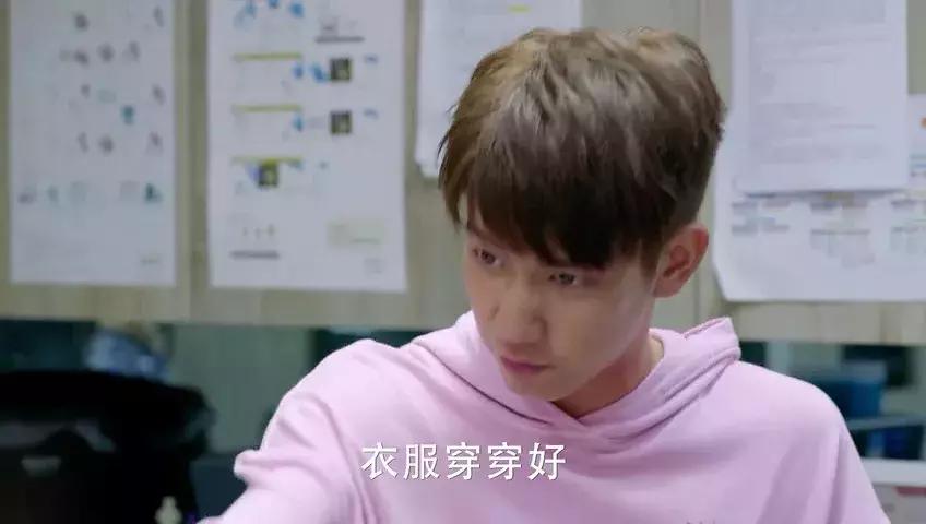 灰姑娘的故事说100年不厌,还不是心里怀揣一个李泽言么