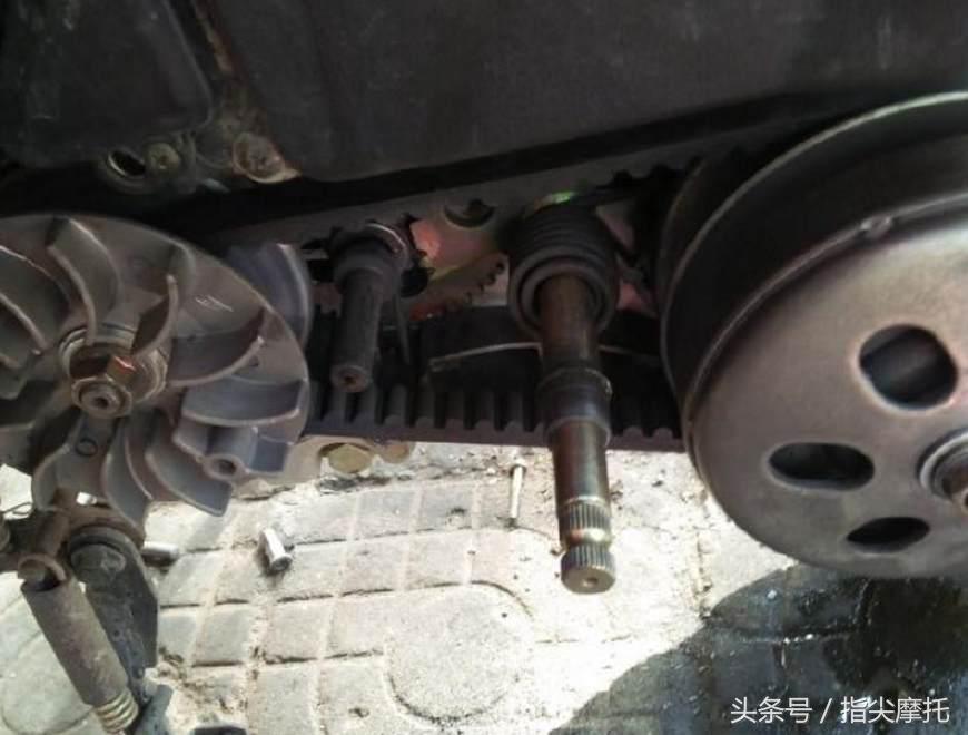 踏板车漏油怎么修复,踏板车鼓刹位置漏油