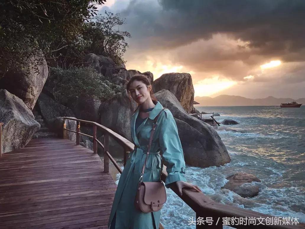 「蜜豹时尚」年终奖即将来袭，是时候给自己买个奢侈的包包了！