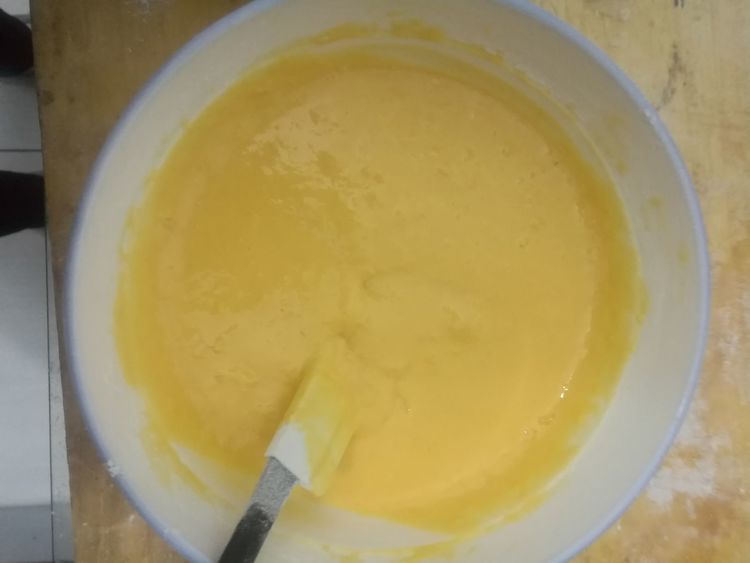 用电饭煲做蛋糕最简单的方法家用,在家如何用电饭煲做蛋糕教程