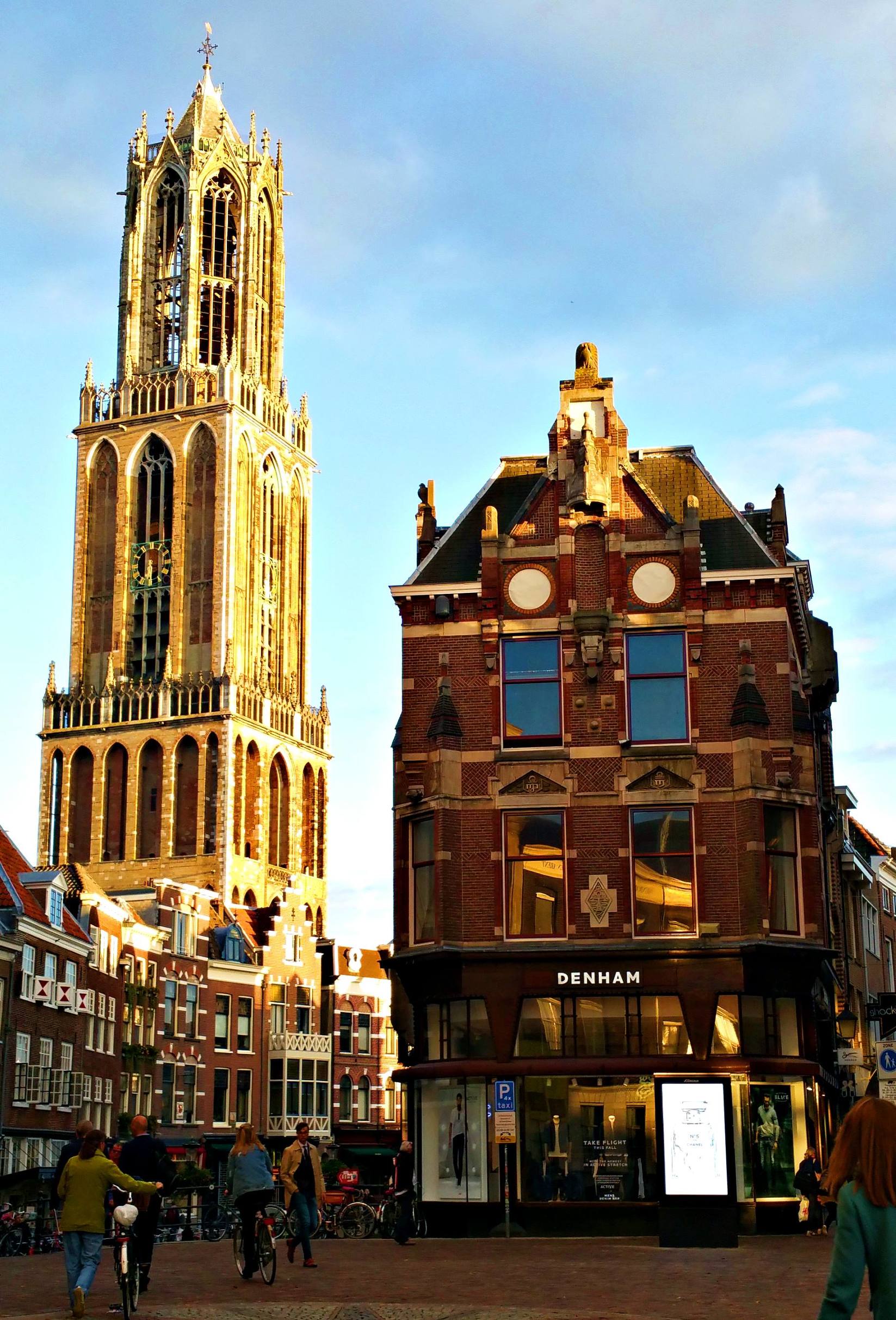 荷兰威尼斯旅游,尽情的体验异域威尼斯的水乡风情