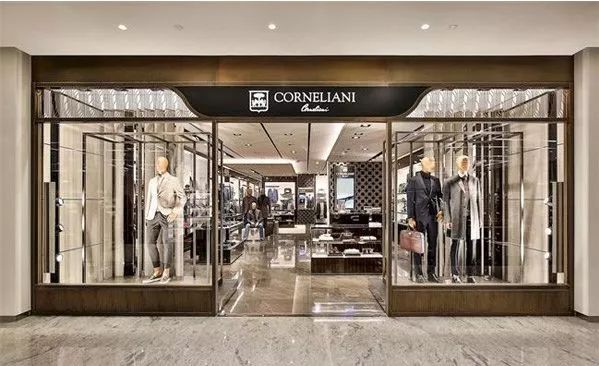 适合年轻人穿的男装品牌排行榜,最流行的男装品牌