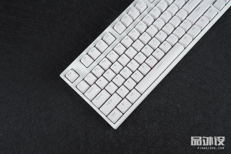 凯酷kc104rgb机械键盘多少钱,凯酷104黑轴机械键盘