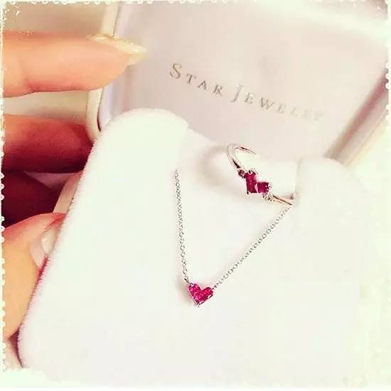 这些百元级的日韩饰品，IU、高俊熙、石原里美都在爱