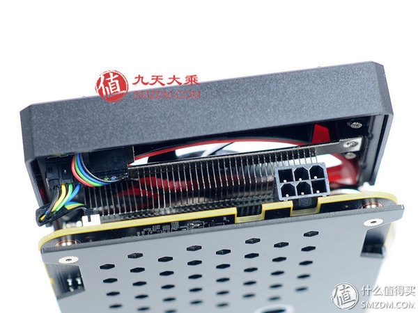 讯景rx5804g黑狼显卡,讯景r9370x4g显卡尺寸