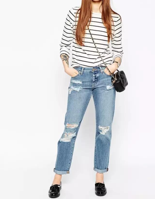 今年最潮弹力破洞微喇牛仔裤,潮流牛仔裤有哪些